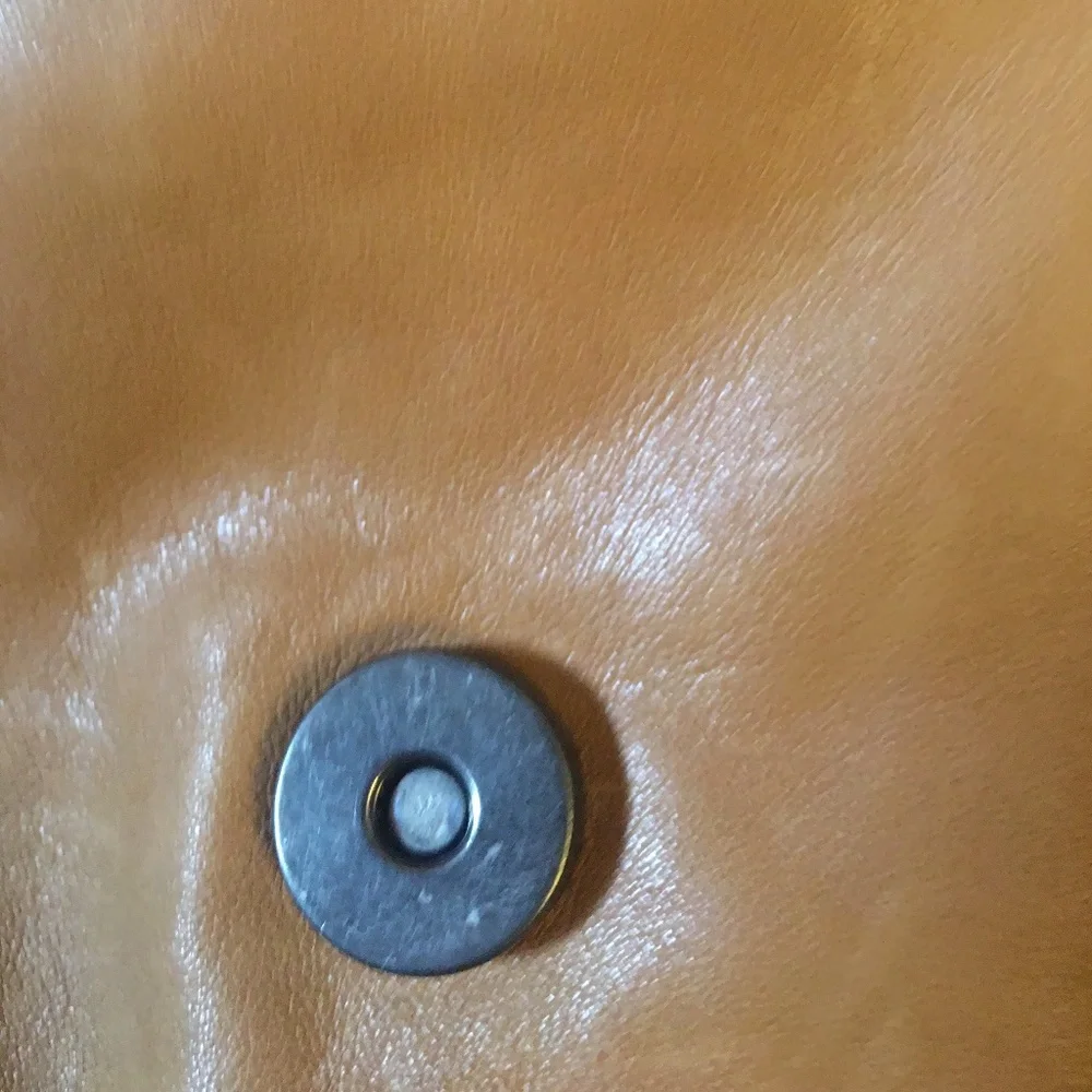 Host Pick: BUGGIANI Italian Leather Shoulder Handbag - $65 - Picture 8 of 10